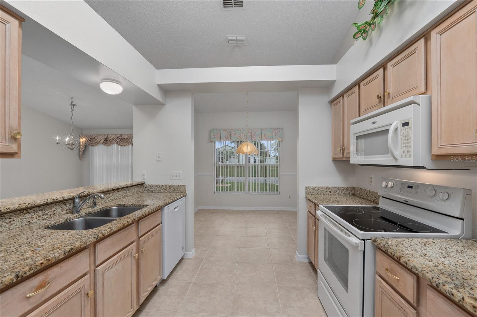 PLANTATION AT LEESBURG MAGNOLIA POINT - Residential