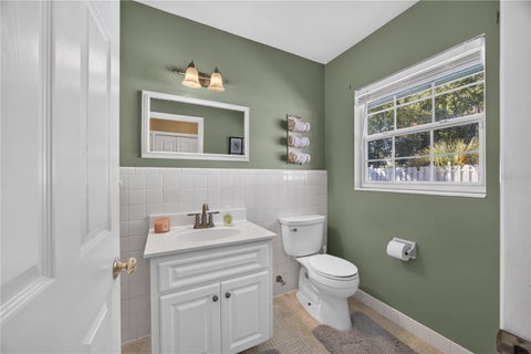 Tiny photo for 537 SE 19th Street, Ocala, FL 34471 (MLS # OM734644)