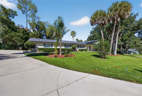Tiny photo for 537 SE 19th Street, Ocala, FL 34471 (MLS # OM734644)