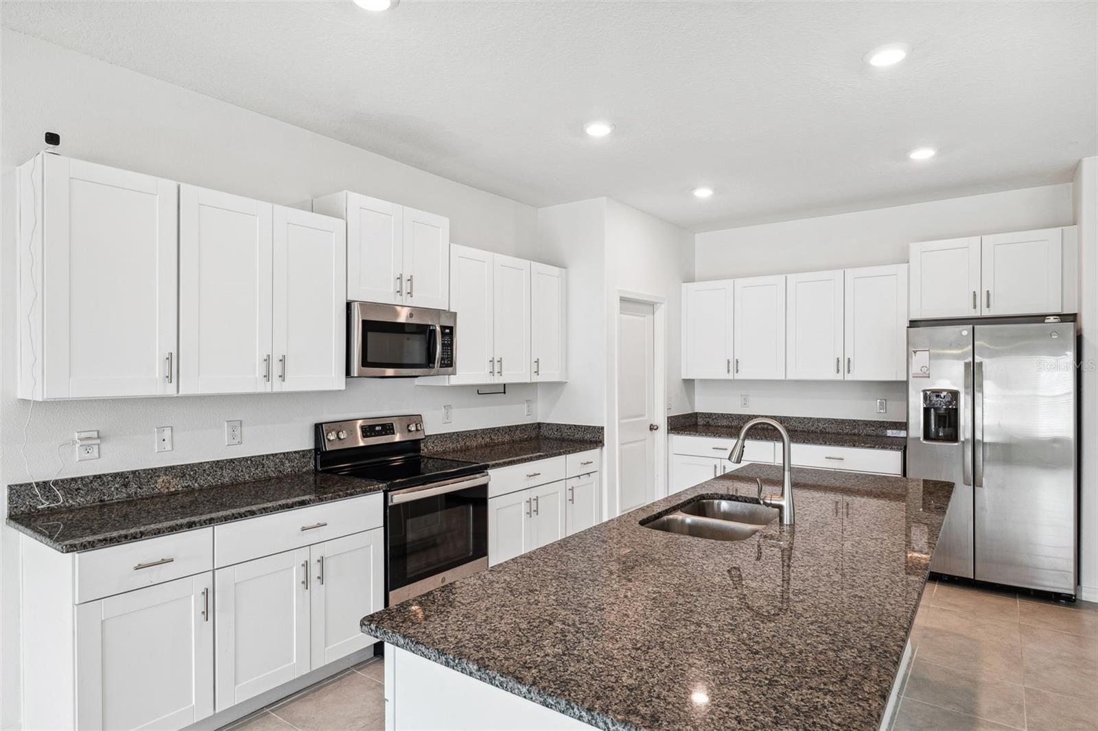 13580 WILLOW BLUESTAR LOOP