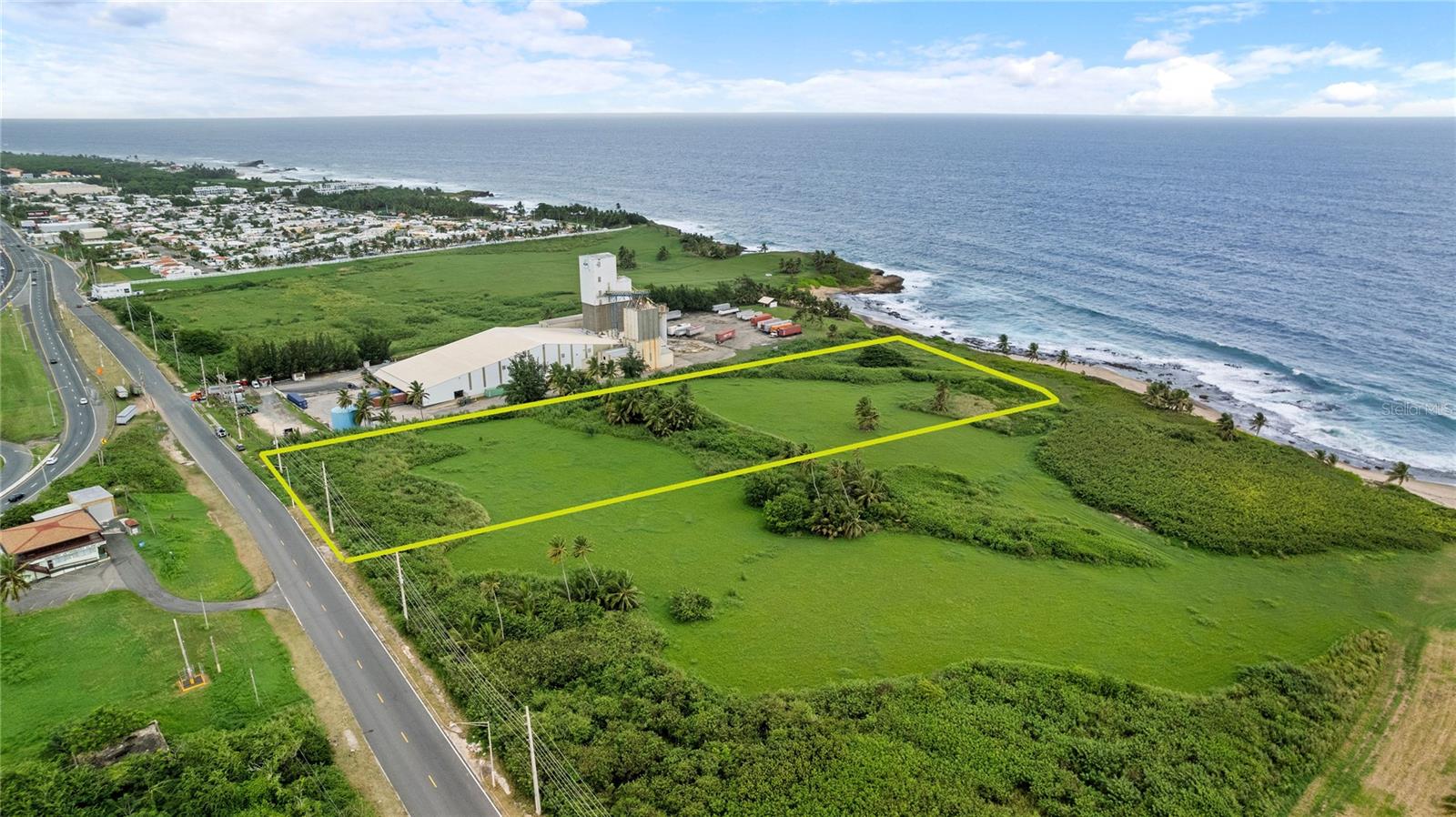 Beachfront Development Opportunity - A spacious, flat 6-acre lot located on the northern coast of Hatillo, right at the intersection of Highway 22 and State Road 2. Its prime location offers unbeatable visibility and easy access, making it ideal for any tourism project you have in mind. The property is completely outside of the flood zone, ensuring a secure and stable foundation for your development.
Zoned DTS (Tourism Development District), this land is perfect for a wide range of tourism-focused projects, whether you're looking to build a resort, hotel, eco-tourism center, or something entirely unique. With Puerto Rico’s Act 60 tax incentives for tourism developments, you’ll have the added benefit of financial advantages as you bring your vision to life. Don’t miss out on this exceptional opportunity! Contact us today to schedule a private tour to visualize how this property can be the perfect location for your dream development.