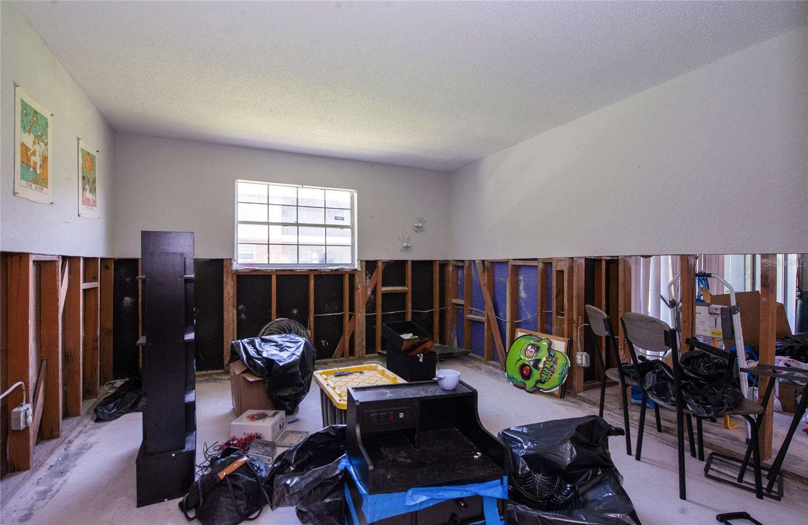 VENETIA COUNTRY CLUB CONDO - Residential