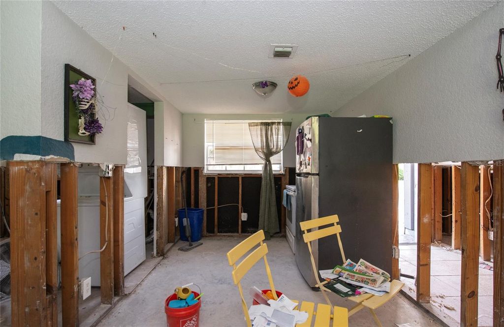 Photo of 200 Country Club Drive #903, Largo, FL 33771 (MLS # TB8423116)