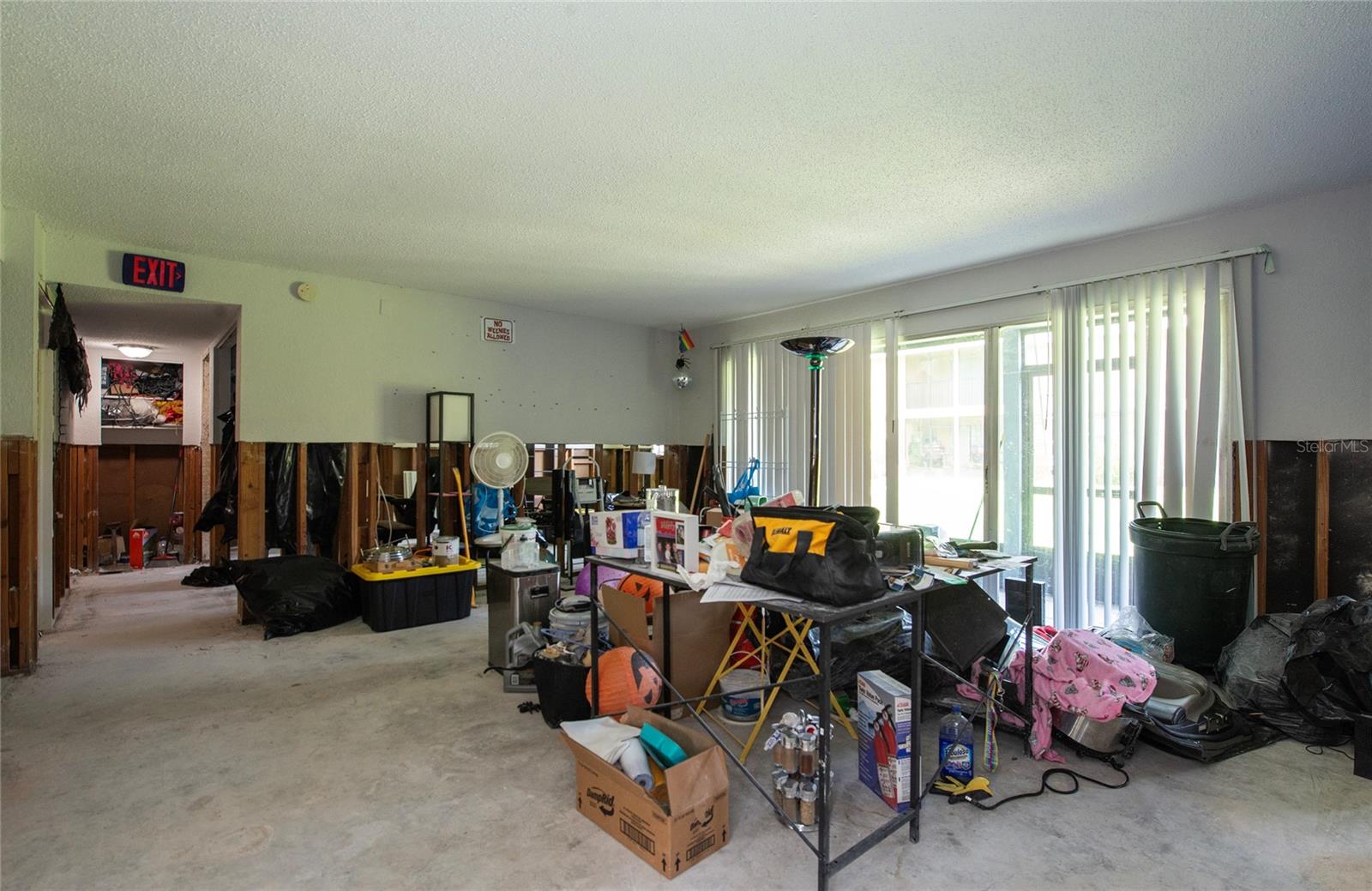 VENETIA COUNTRY CLUB CONDO - Residential