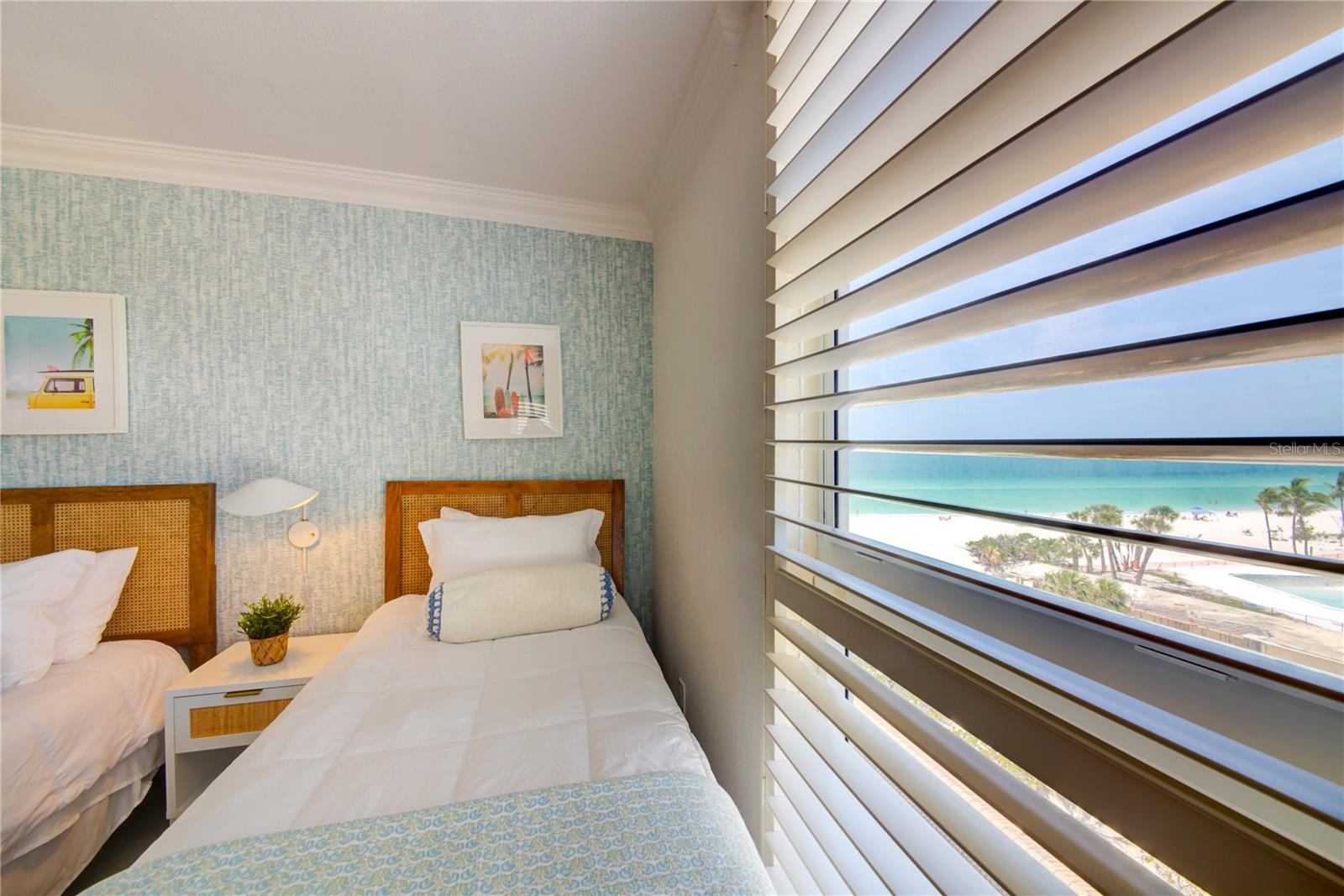 LIDO BEACH CLUB - Residential Lease