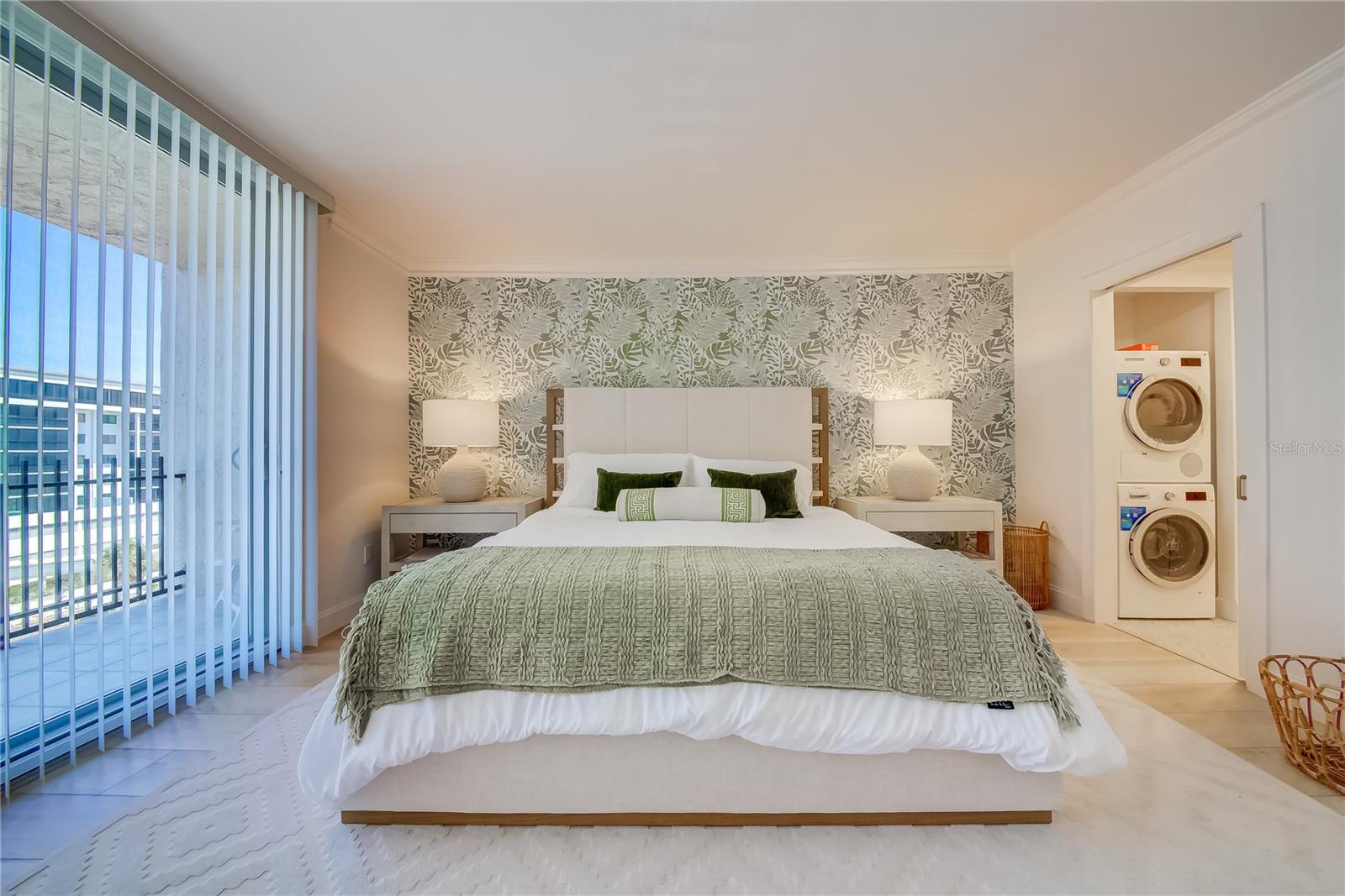 LIDO BEACH CLUB - Residential Lease