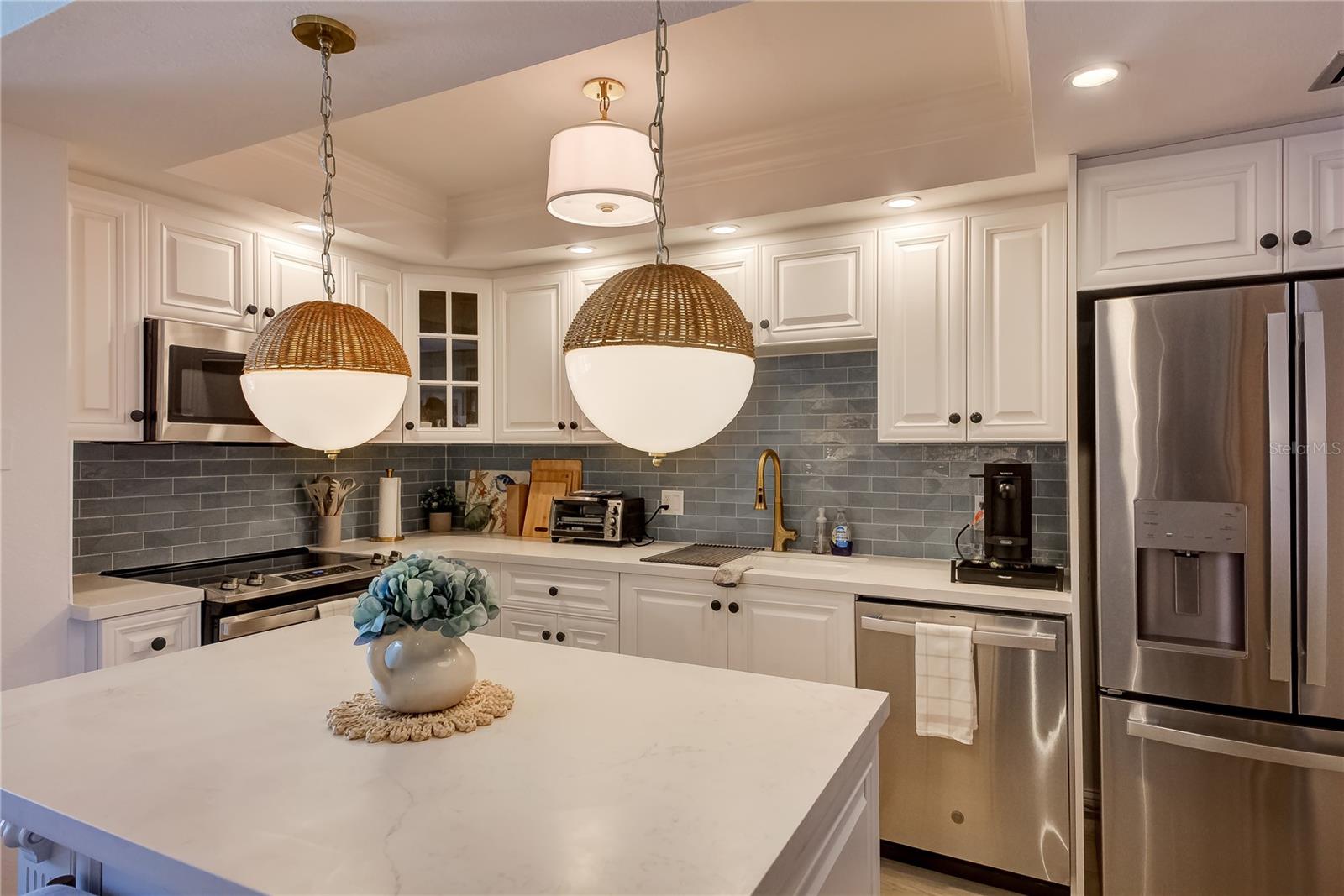 LIDO BEACH CLUB - Residential Lease