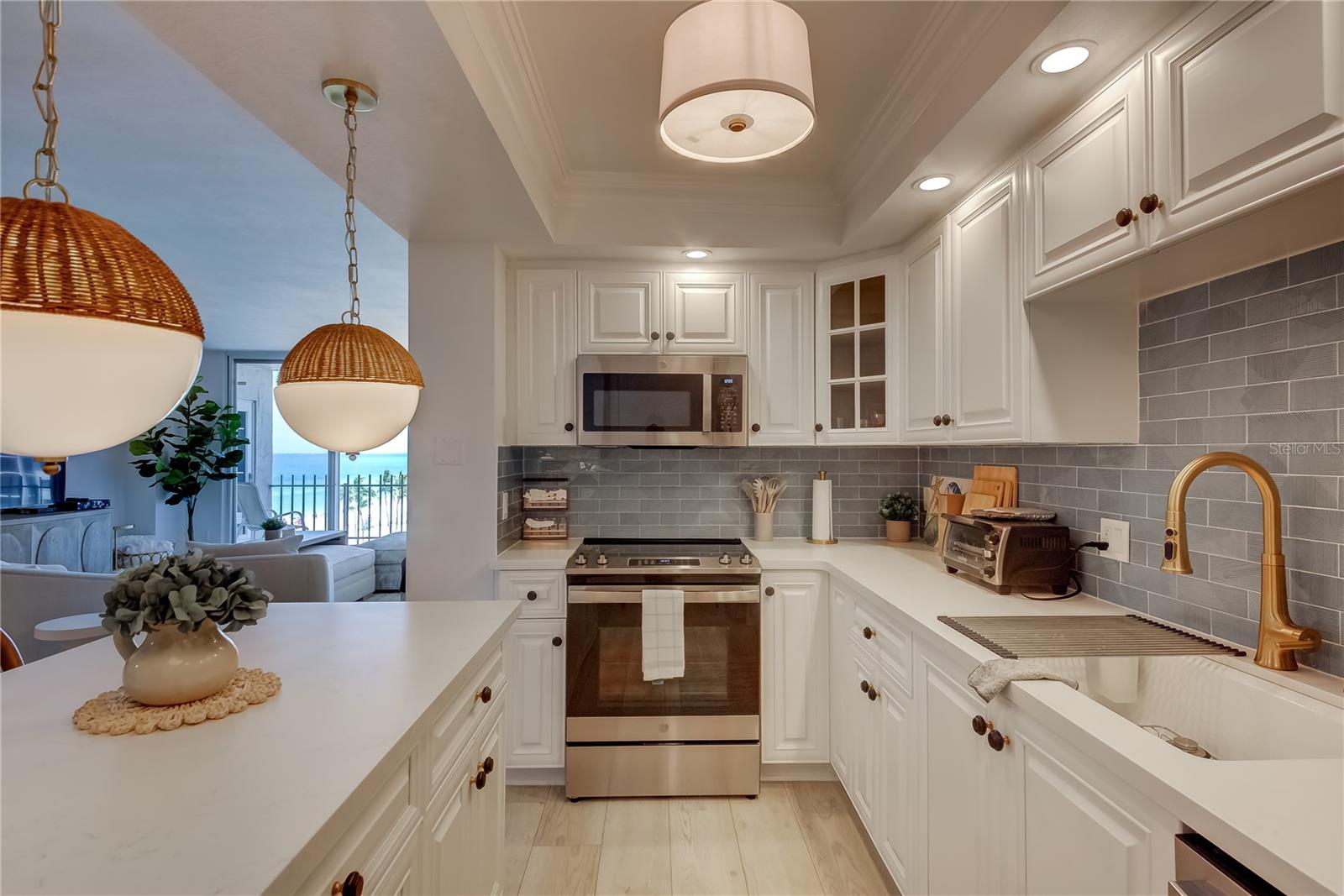 LIDO BEACH CLUB - Residential Lease