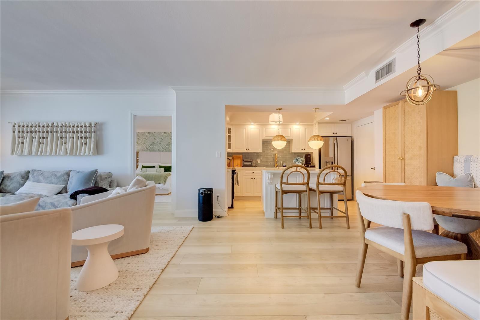 LIDO BEACH CLUB - Residential Lease