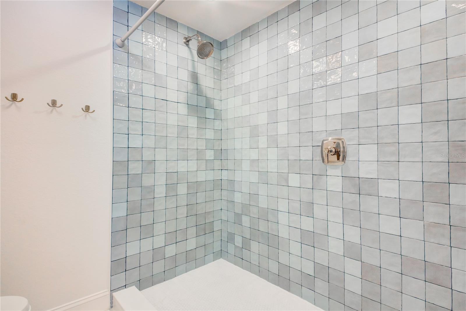 LIDO BEACH CLUB - Residential Lease