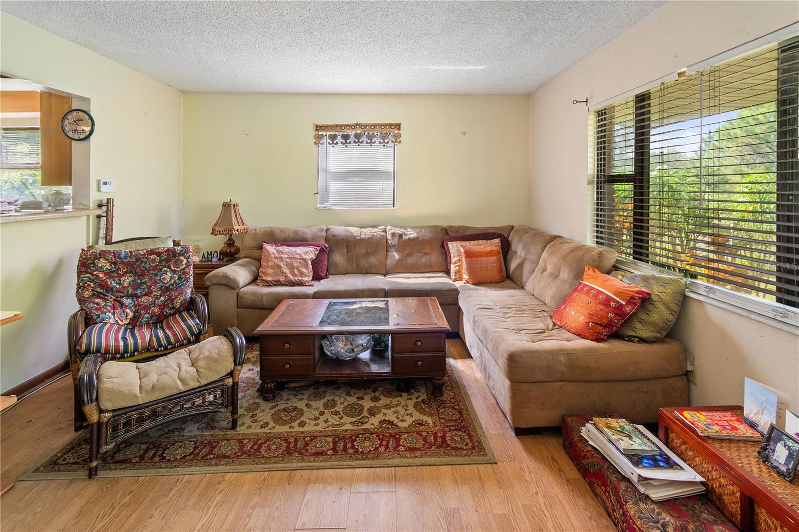 1360 COLLANY LANE