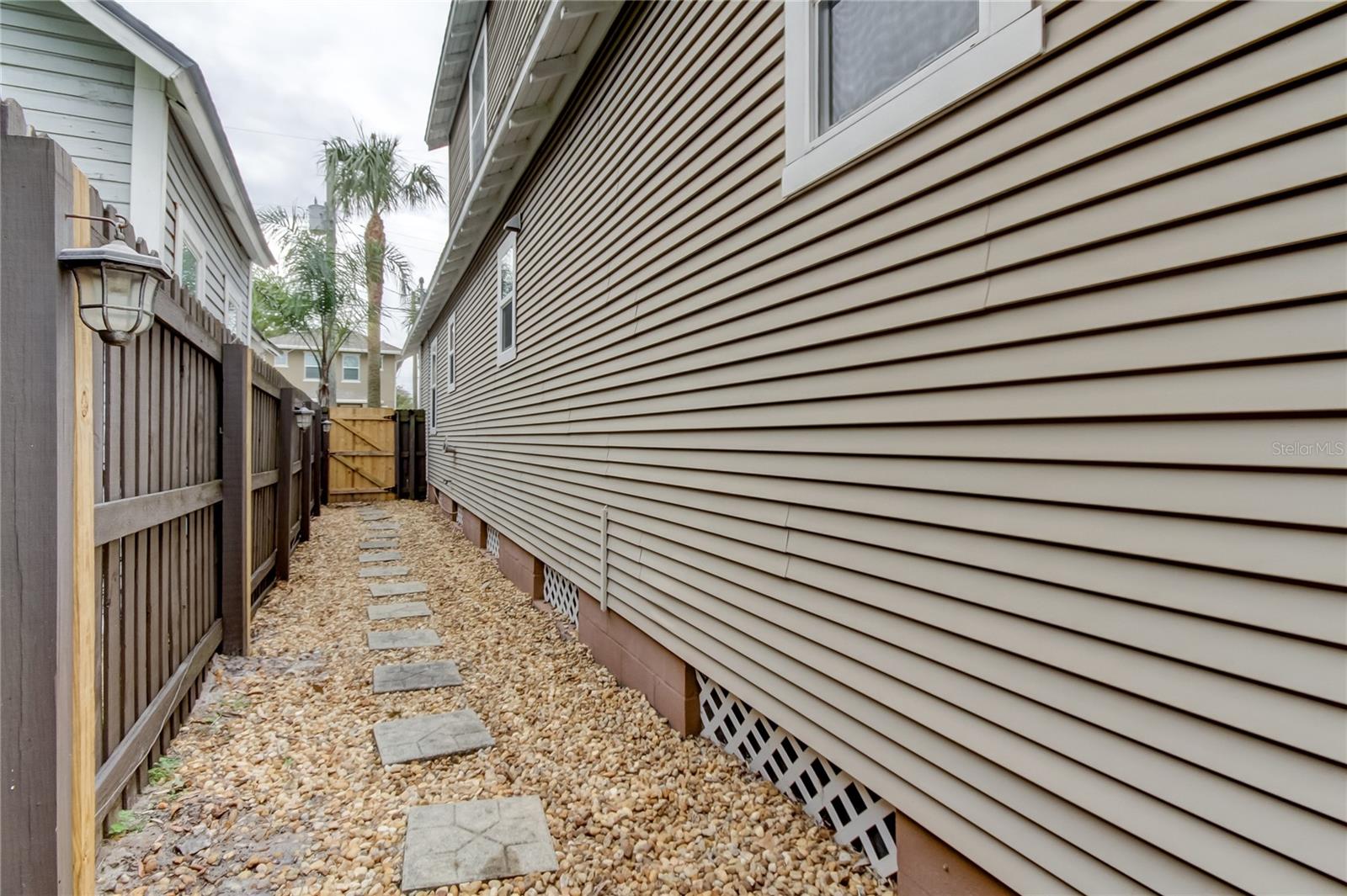 MAC FARLANES REV MAP OF ADD - Residential Lease