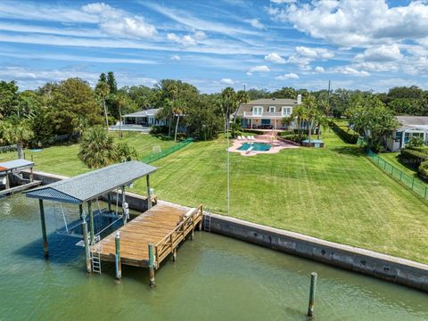 A home in LARGO