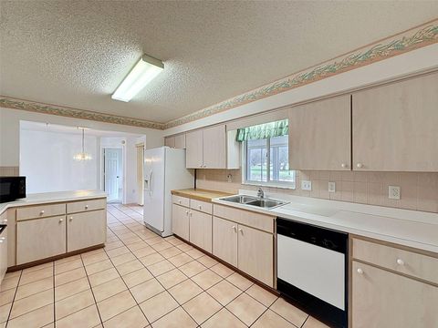 Tiny photo for 17855 SE 99th Avenue, Summerfield, FL 34491 (MLS # W7886299)