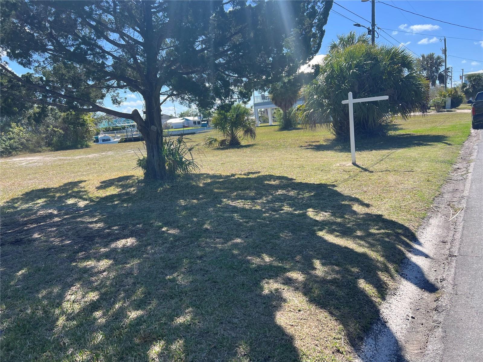 GULF COAST RET - Land