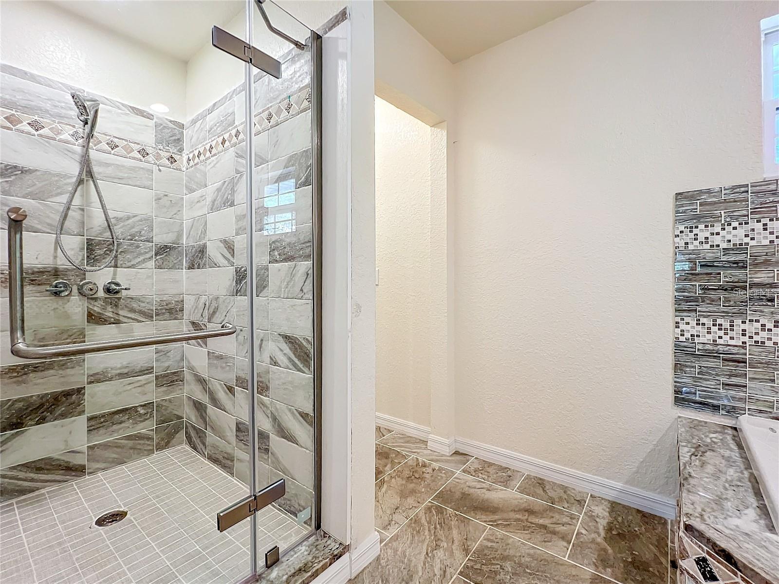 EUSTIS LYNNHURST - Residential