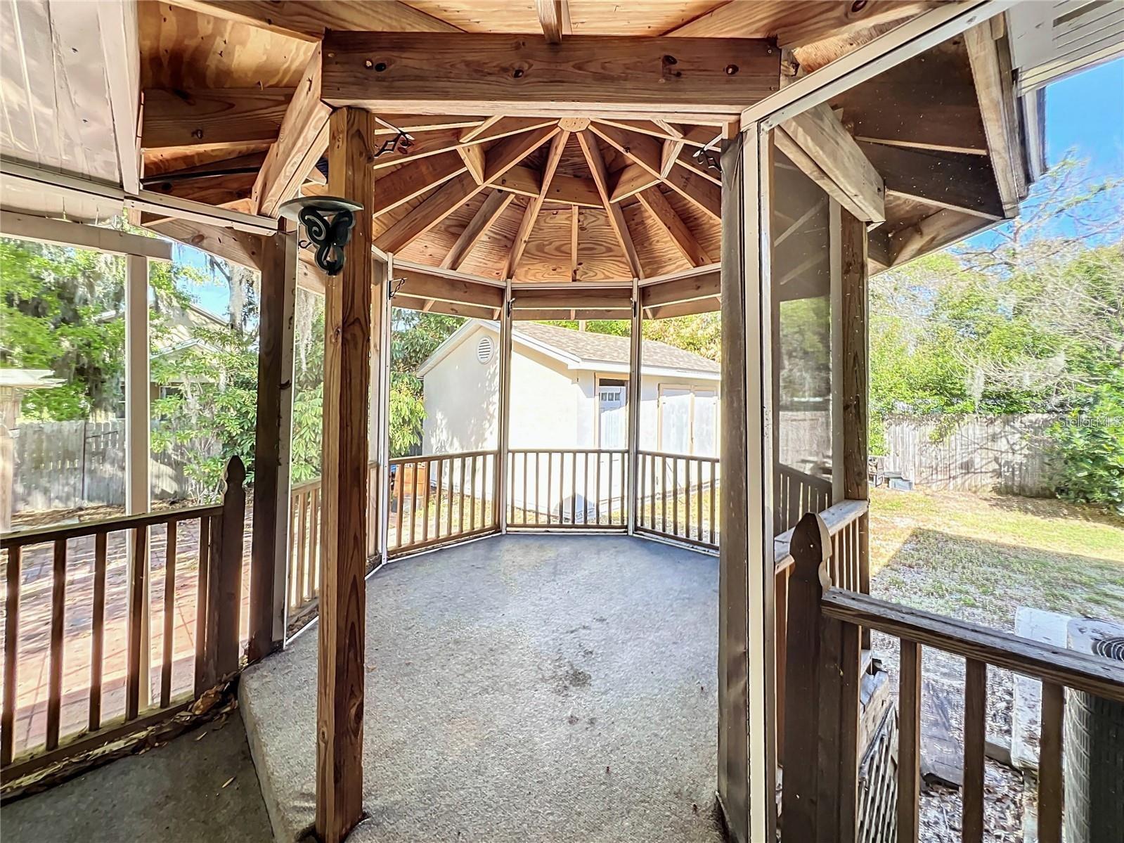 EUSTIS LYNNHURST - Residential