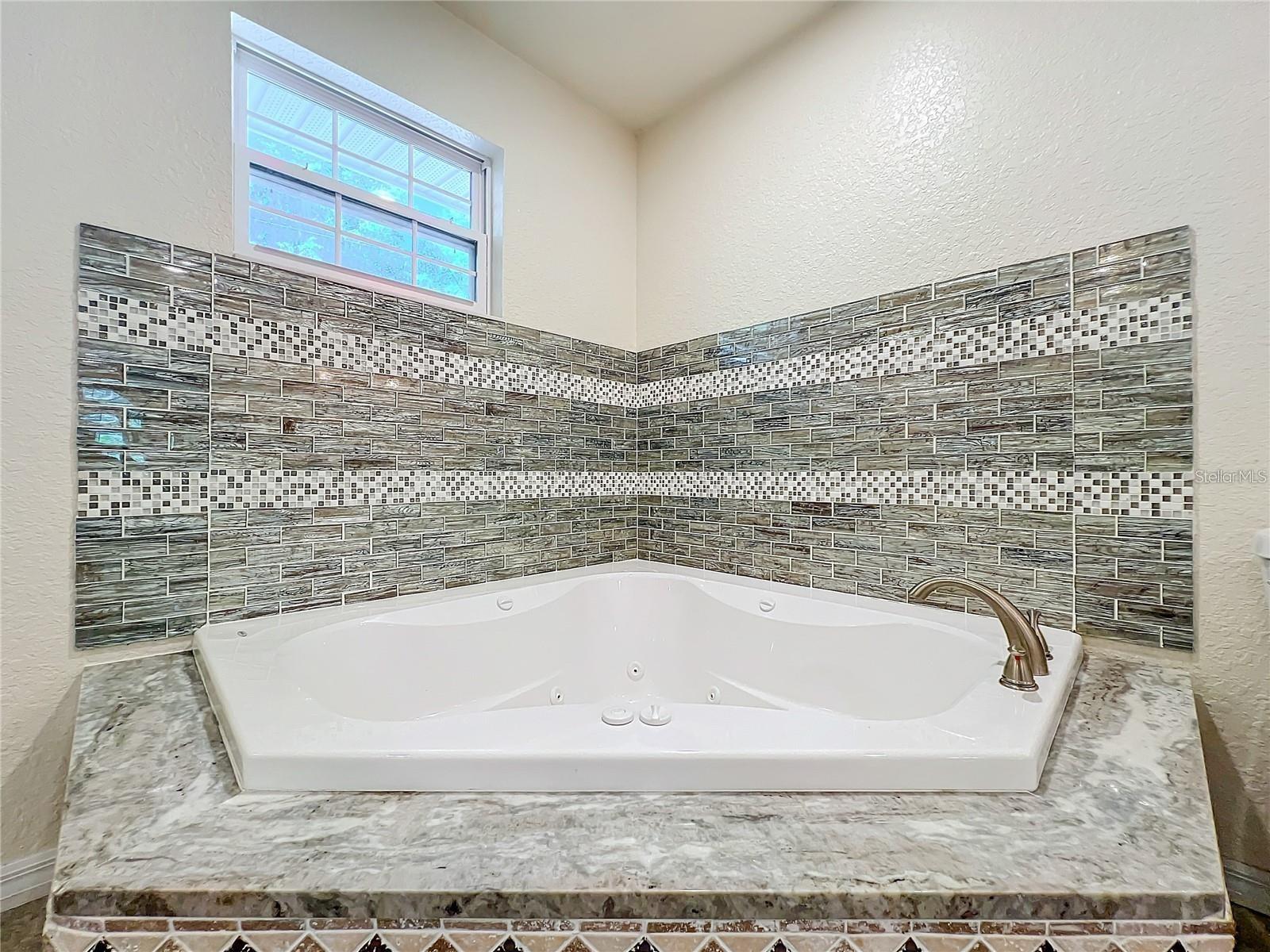 EUSTIS LYNNHURST - Residential