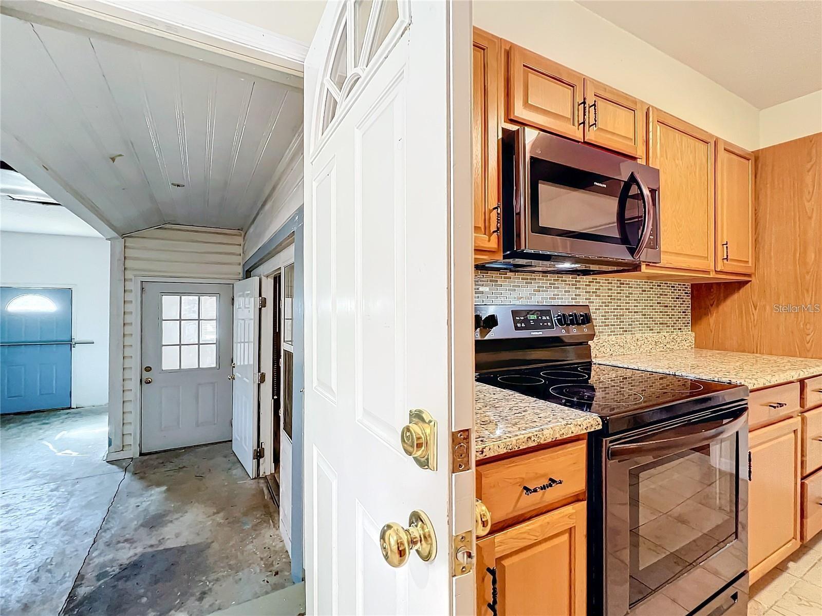 EUSTIS LYNNHURST - Residential