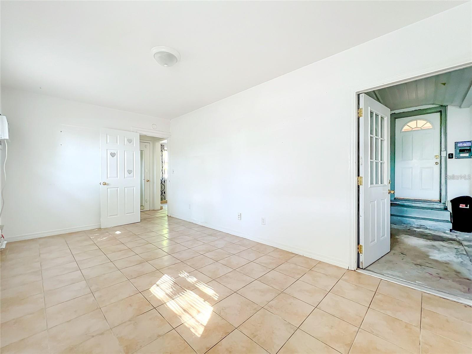 EUSTIS LYNNHURST - Residential