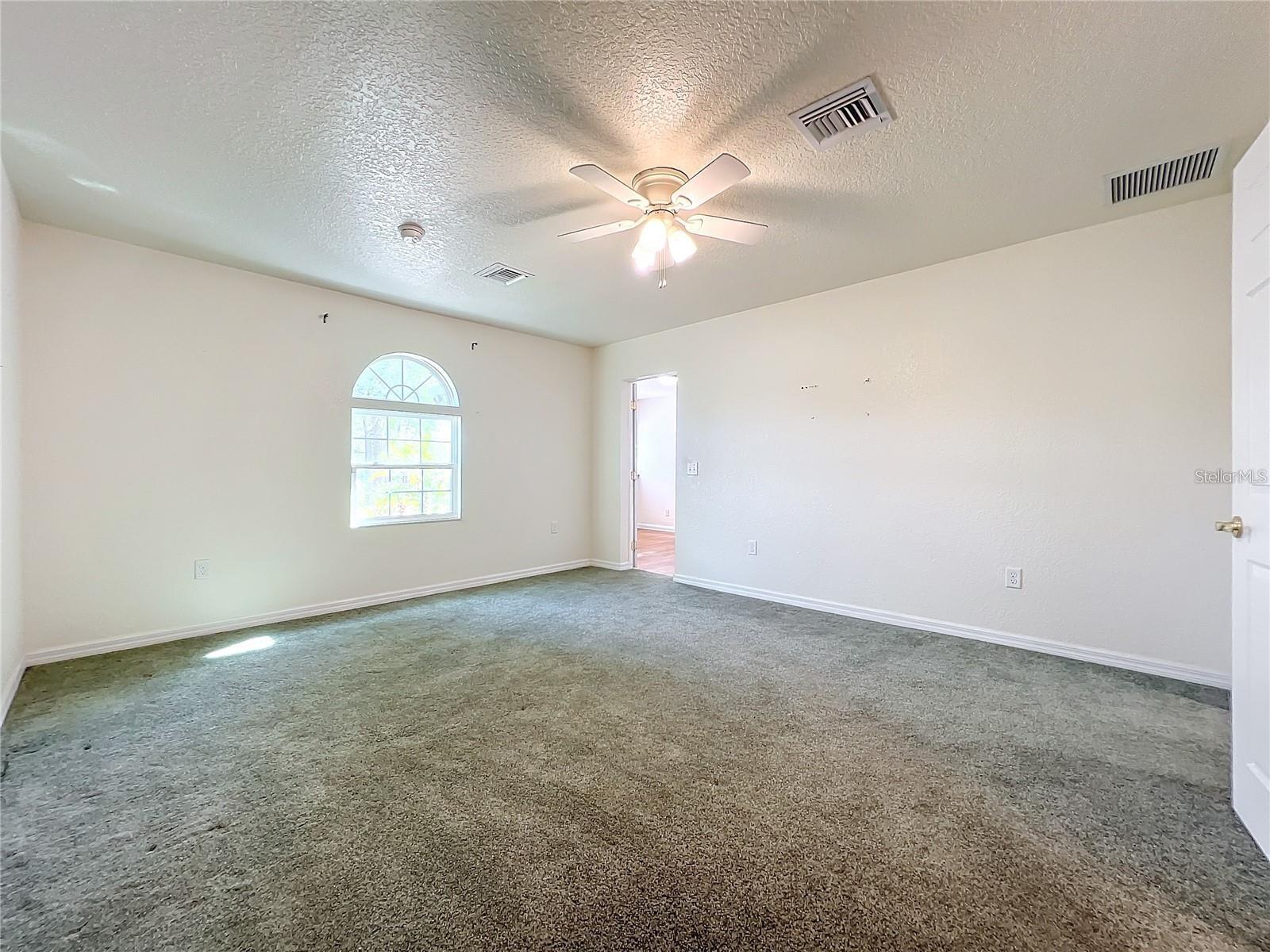 EUSTIS LYNNHURST - Residential