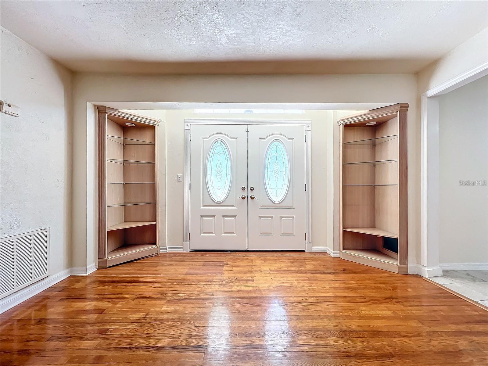 EUSTIS LYNNHURST - Residential