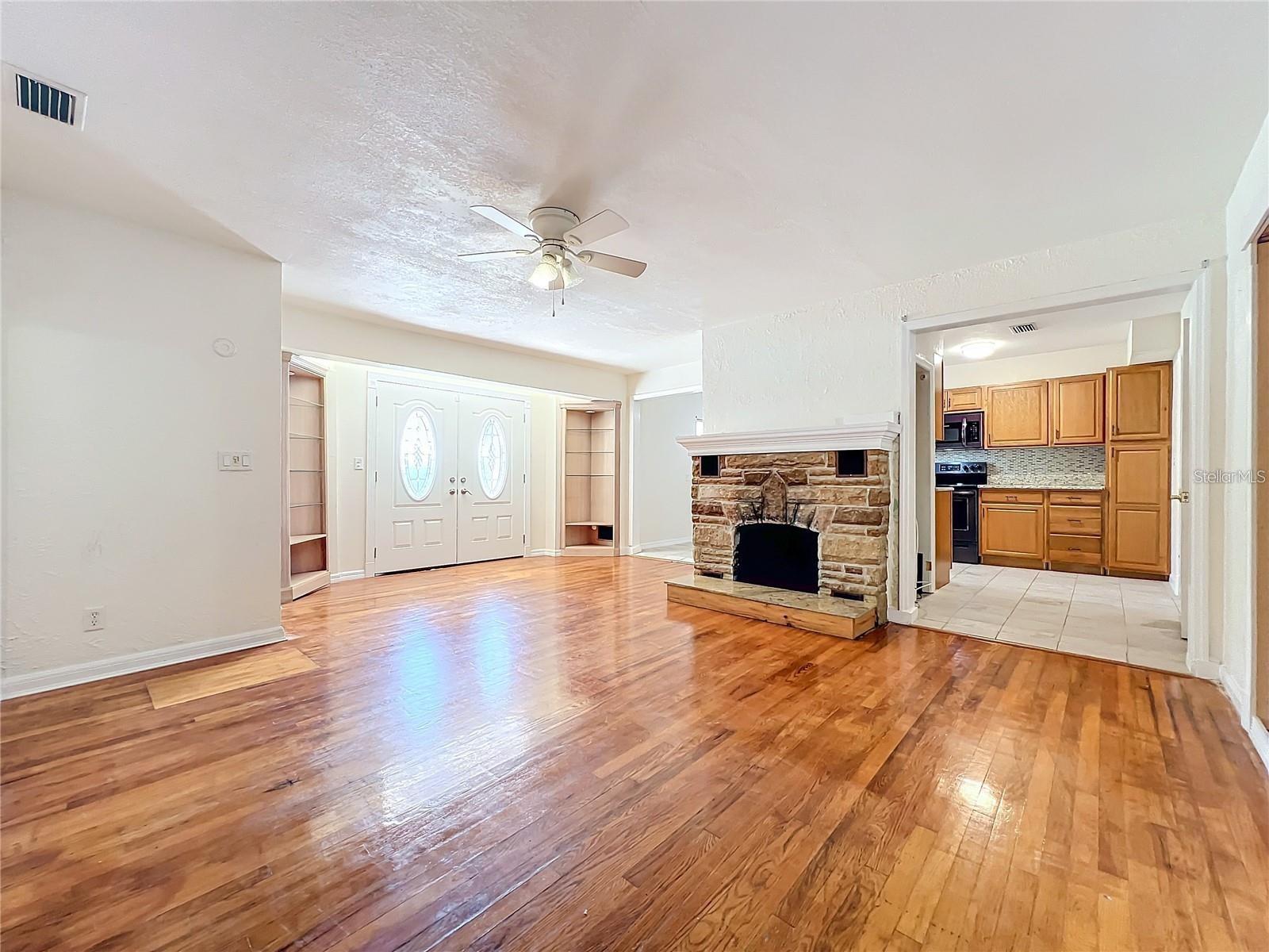 EUSTIS LYNNHURST - Residential
