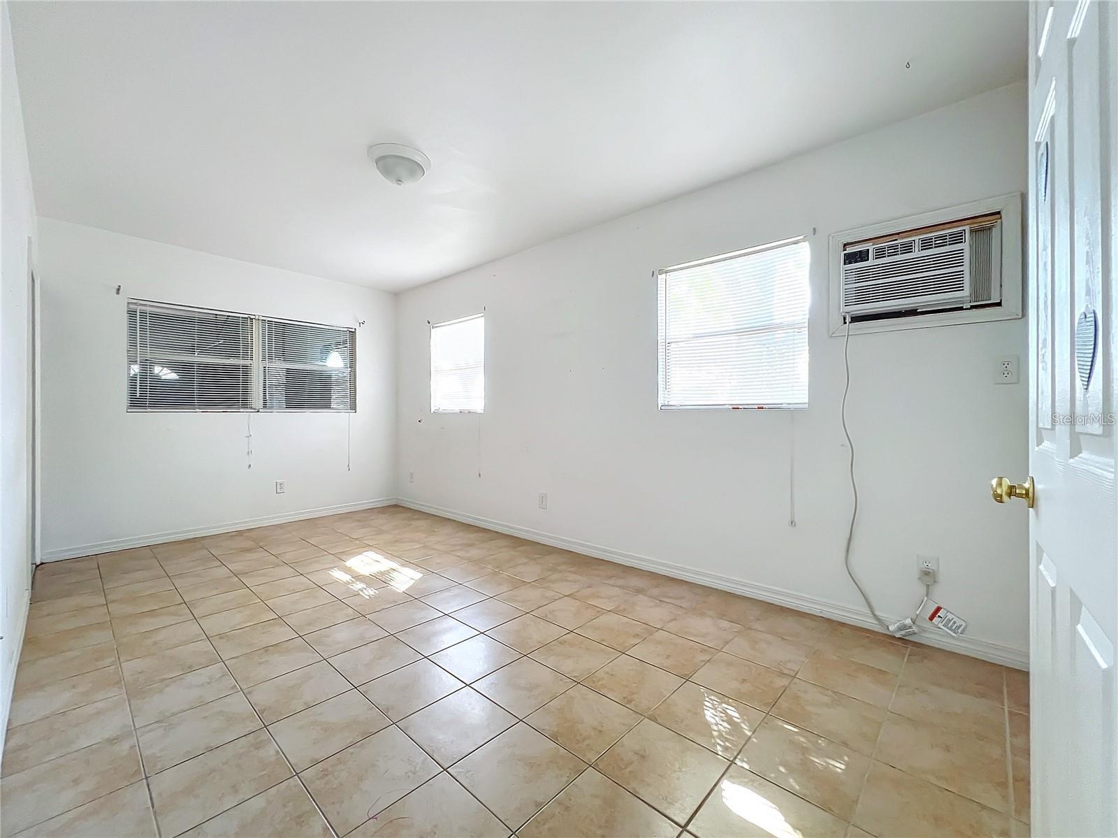 EUSTIS LYNNHURST - Residential