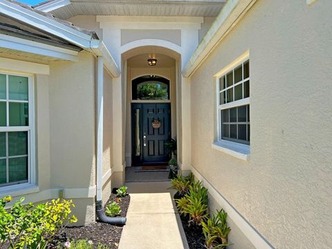 A home in PORT CHARLOTTE