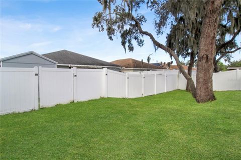 A home in WIMAUMA