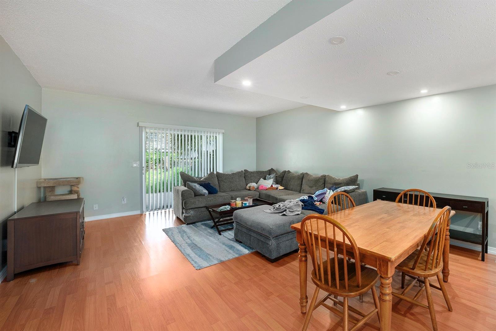 9812 OVERLOOK DRIVE