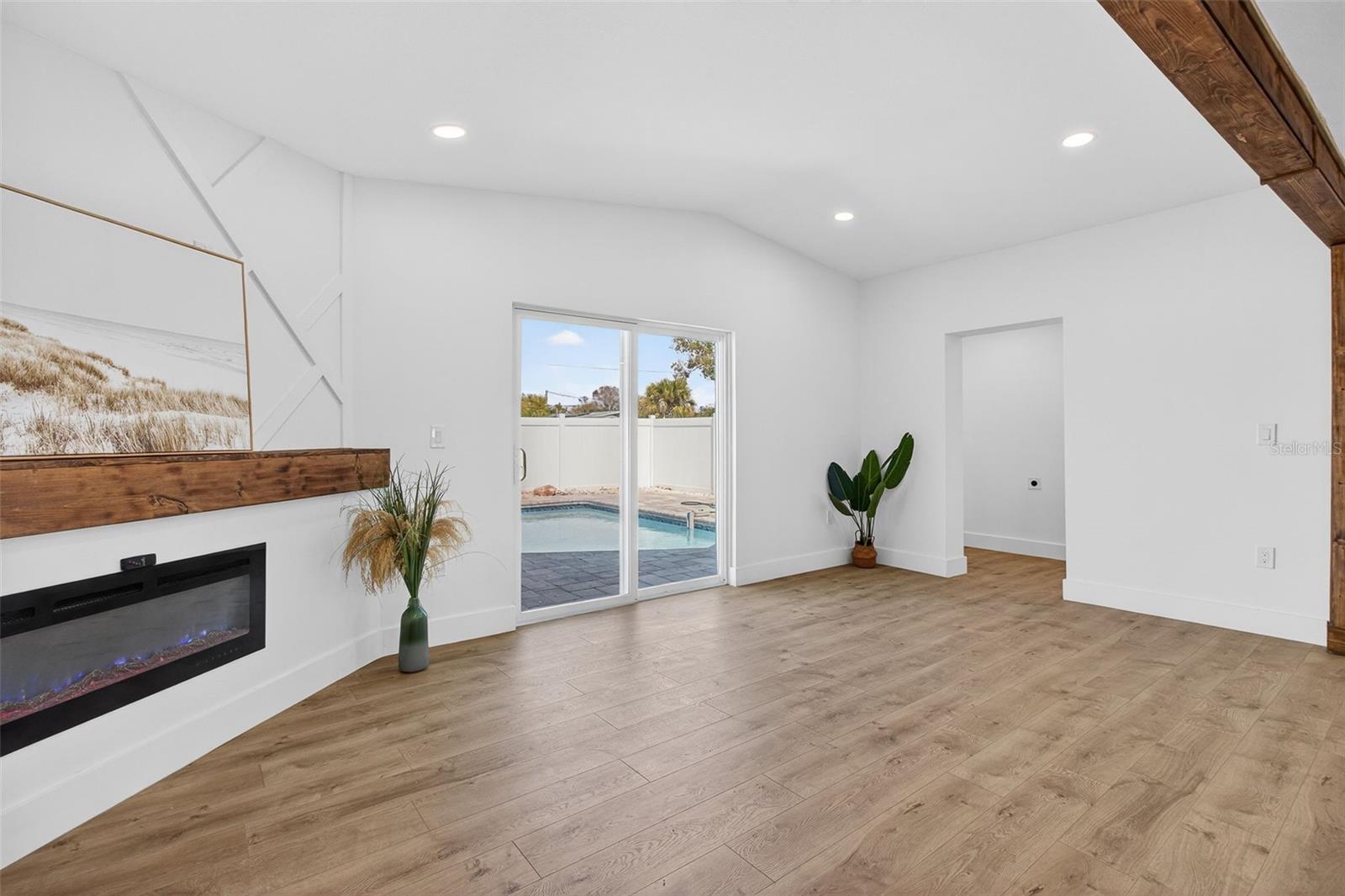 TYRONE - Residential