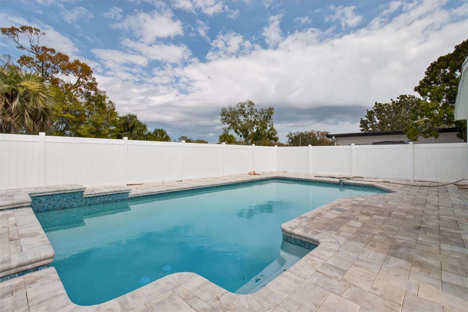 TYRONE - Residential