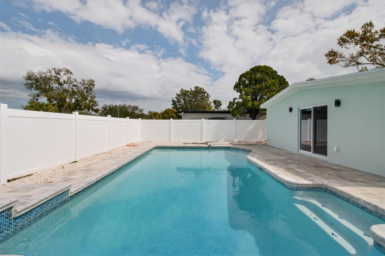 TYRONE - Residential