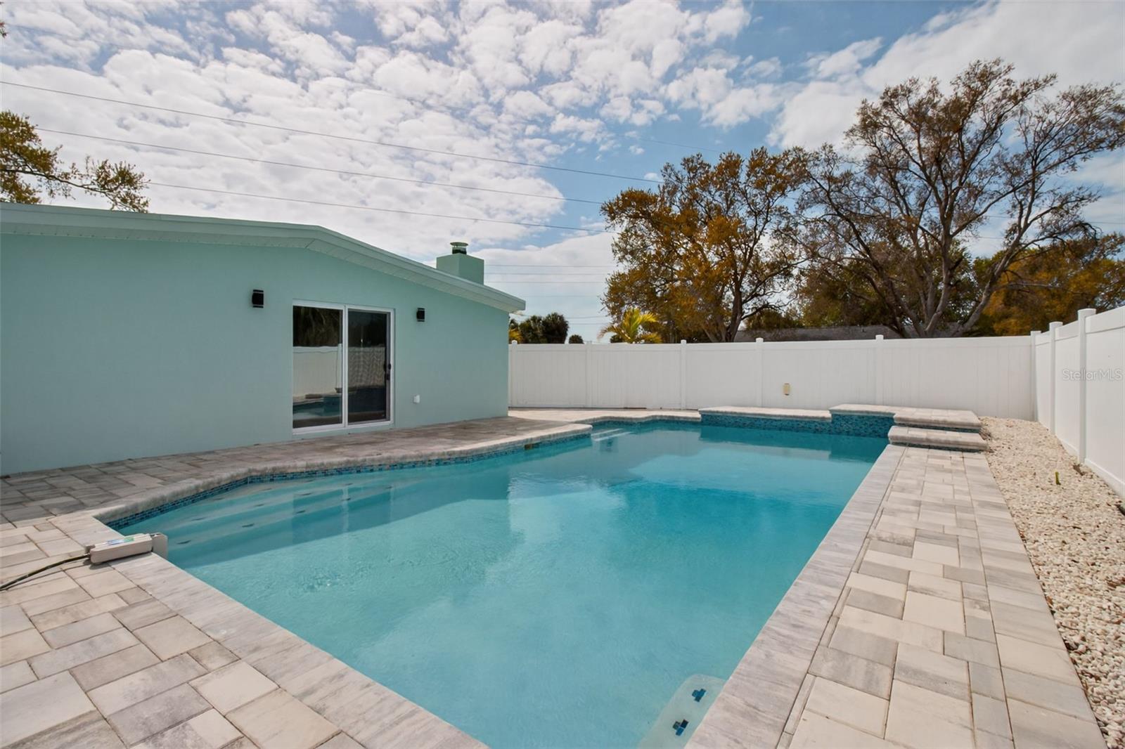 TYRONE - Residential