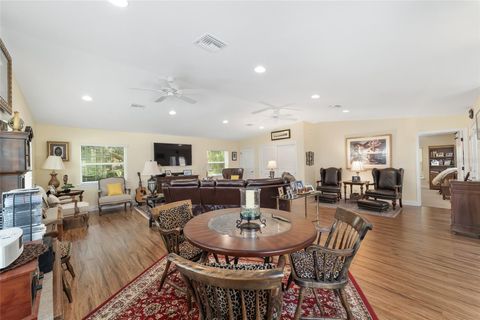 A home in DUNNELLON