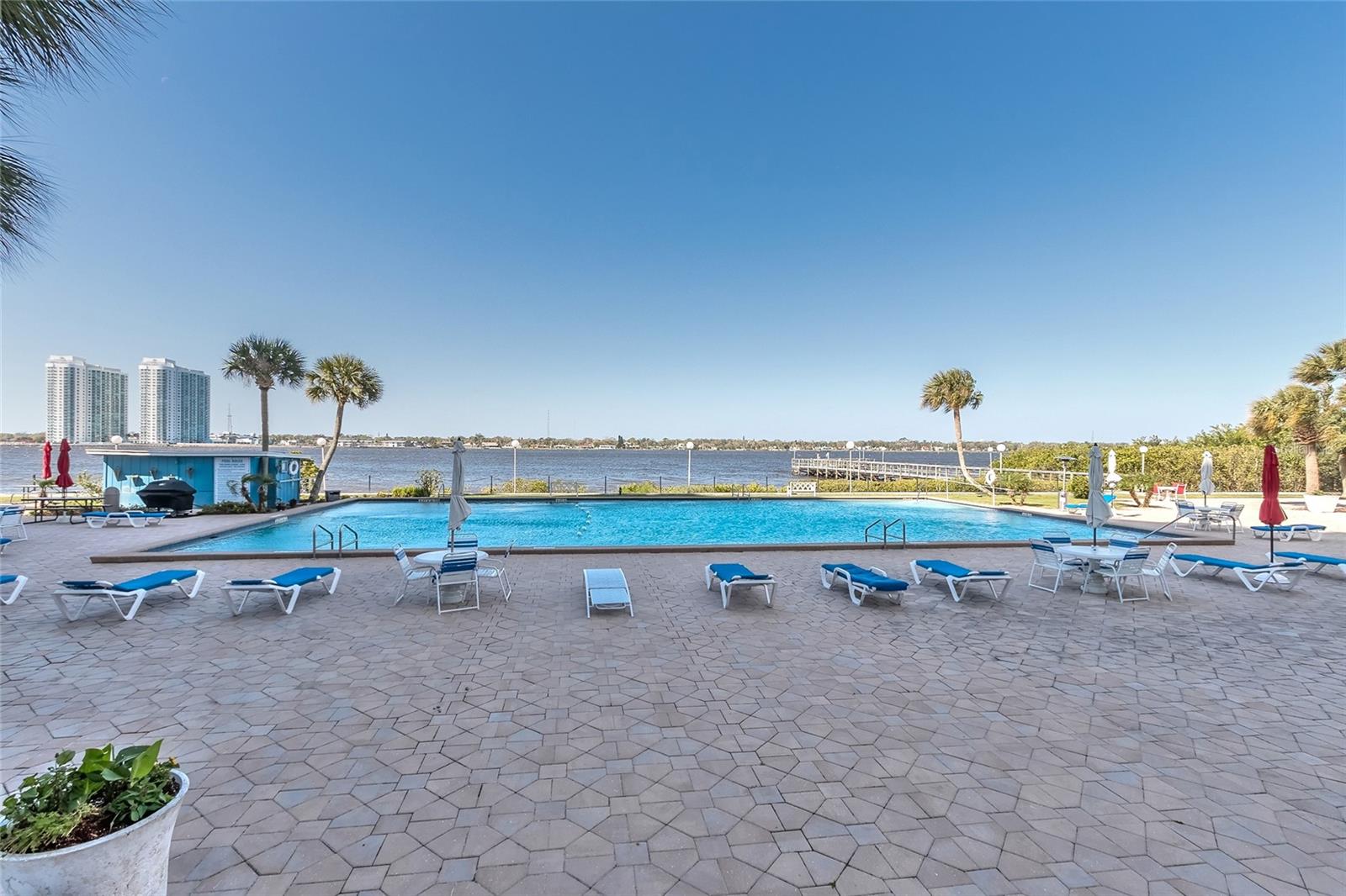 BAYSHORE BATH & TENNIS CLUB CONDO - Residential