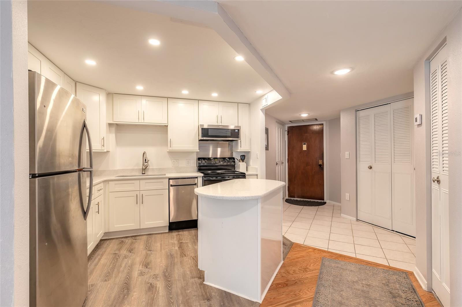 BAYSHORE BATH & TENNIS CLUB CONDO - Residential