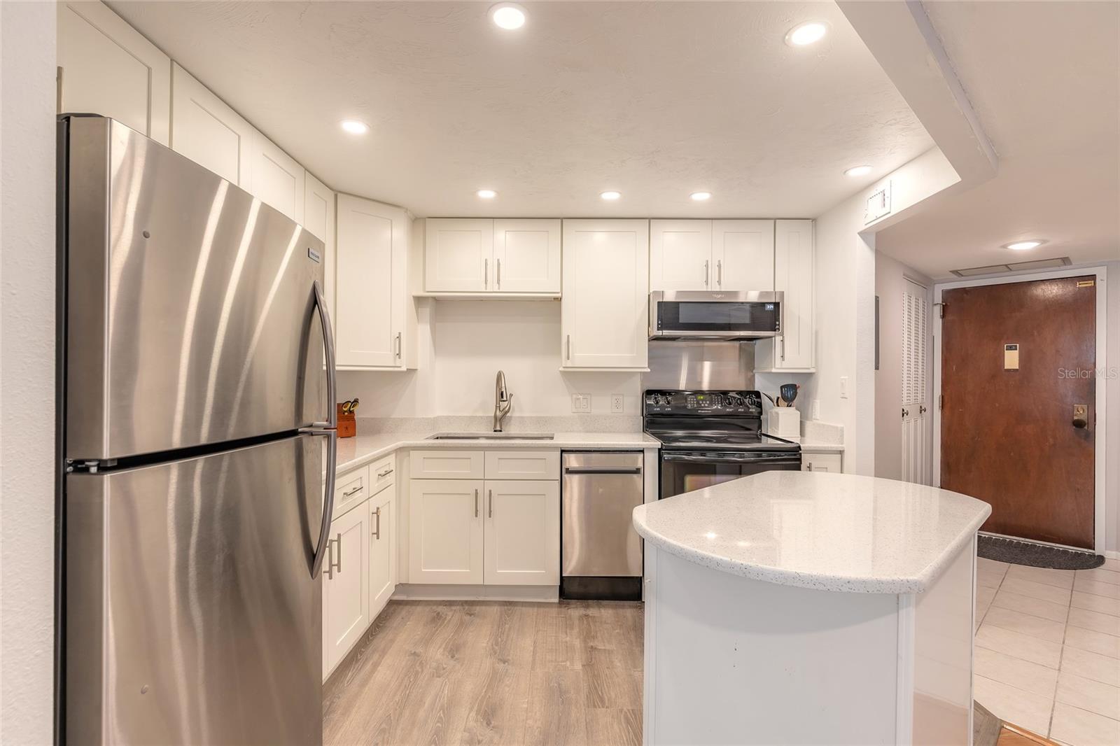 BAYSHORE BATH & TENNIS CLUB CONDO - Residential