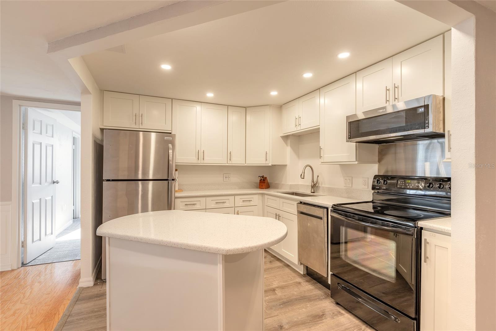 BAYSHORE BATH & TENNIS CLUB CONDO - Residential