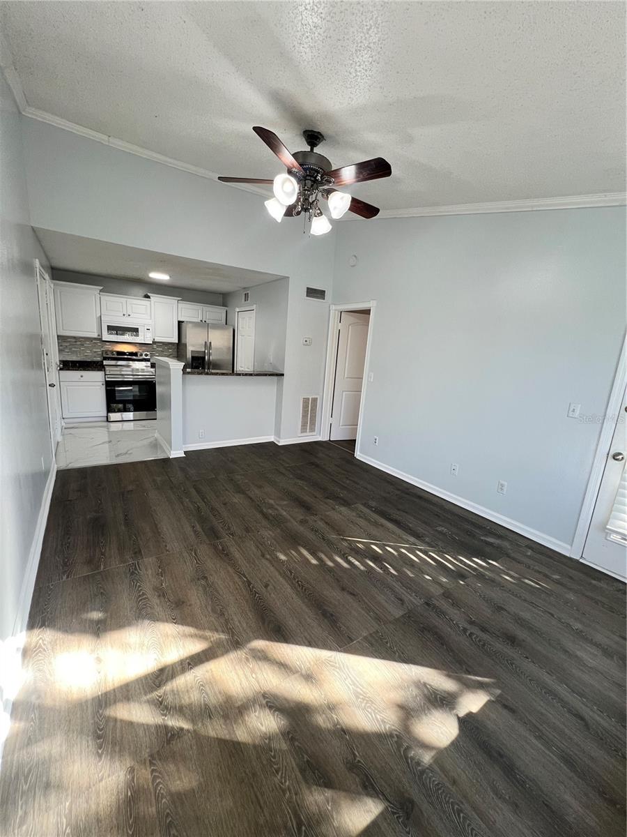 GRANDE OASIS AT CARROLLWOOD - Residential