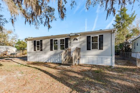 Photo of 6707 Celeste Lane, New Port Richey, FL 34653 (MLS # W7883422)
