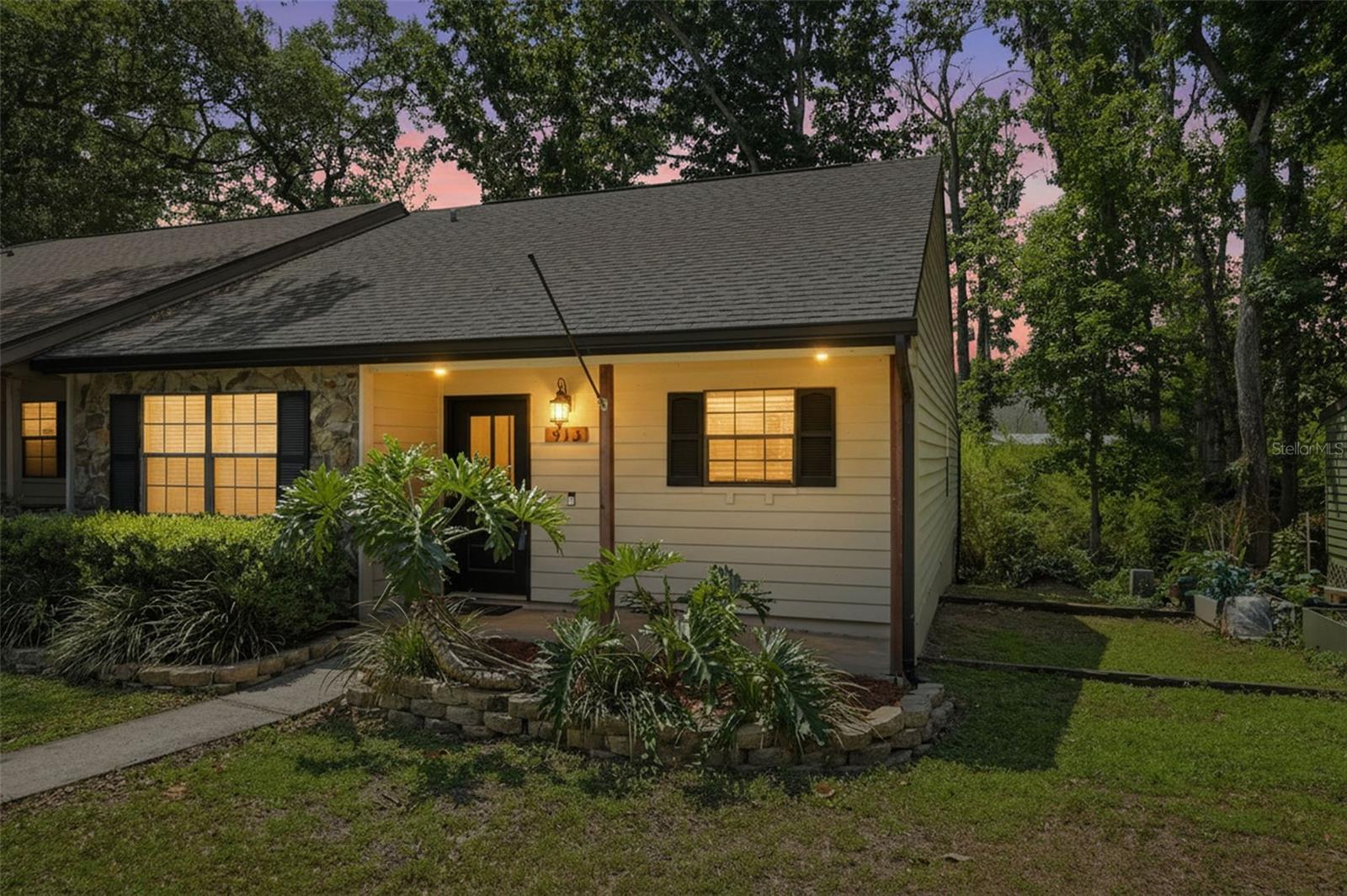 CANDLELIGHT VILLAGE - Residential