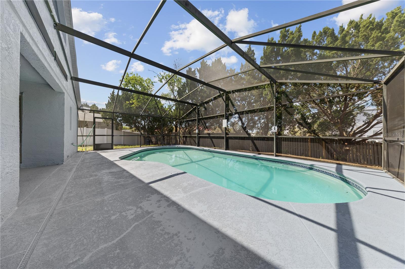 ROYAL PALMS PH 02 - Residential