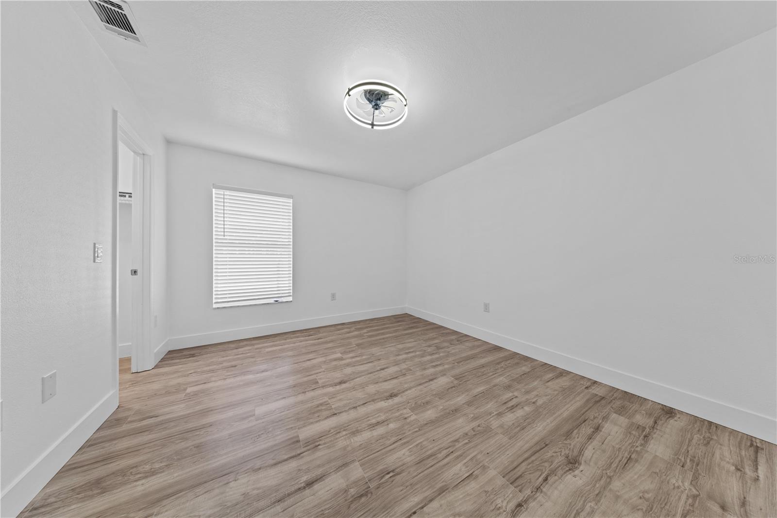 ROYAL PALMS PH 02 - Residential