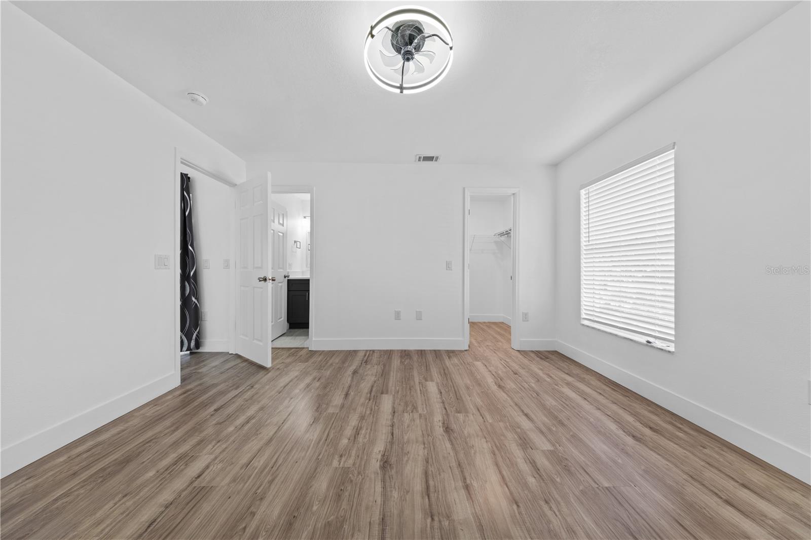 ROYAL PALMS PH 02 - Residential