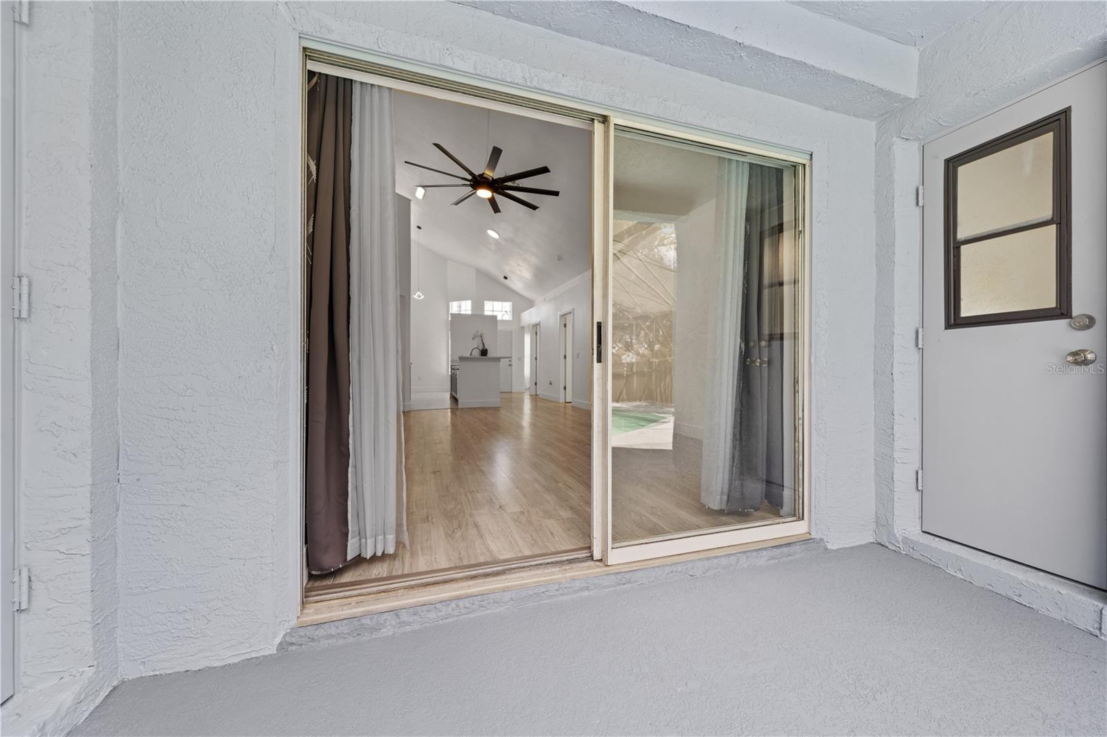 ROYAL PALMS PH 02 - Residential