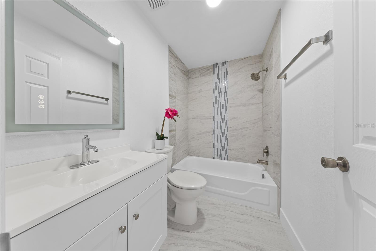 ROYAL PALMS PH 02 - Residential