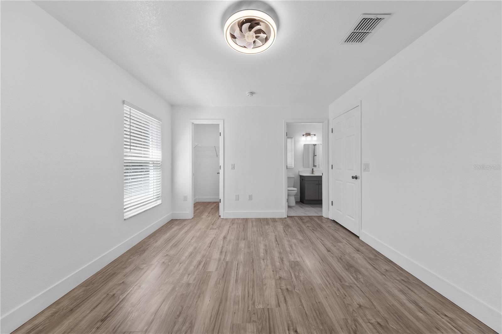 ROYAL PALMS PH 02 - Residential