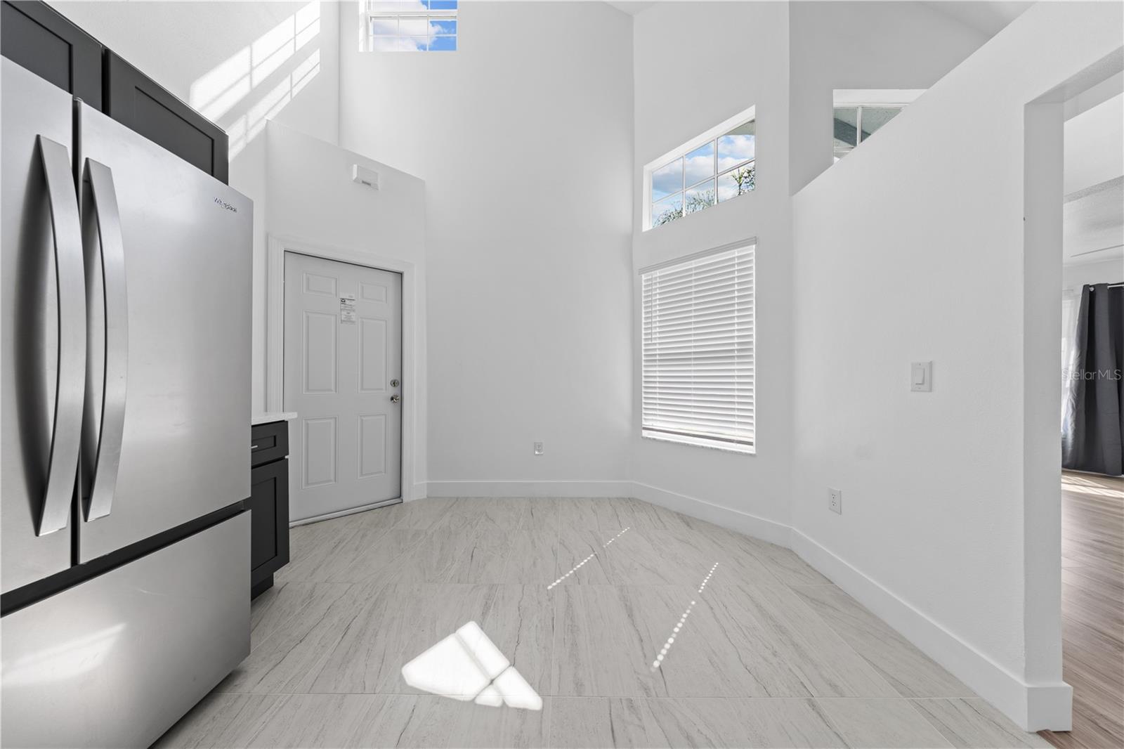 ROYAL PALMS PH 02 - Residential